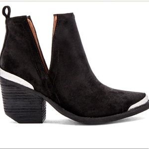 Jeffery Campbell Cromwell Bootie! Size 8.5